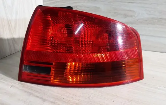 Audi A4 S4 B7 8E 8H Rear/tail lights