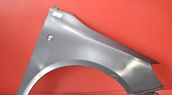 Skoda Roomster (5J) Fender