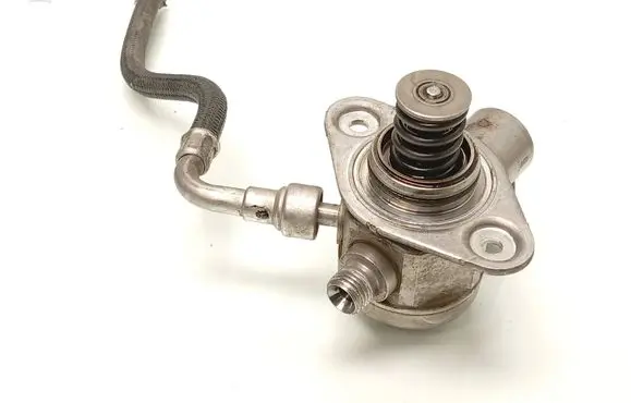 Ford Fiesta Fuel injection high pressure pump CM5G9D376GA