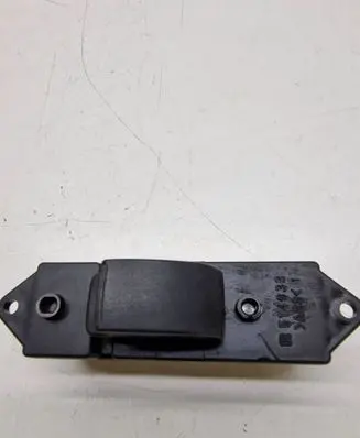 Mitsubishi Grandis Electric window control switch 8608A022 515141
