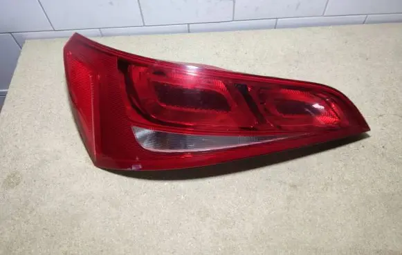 Audi Q5 SQ5 Rear/tail lights 8R0945093 AU416T2
