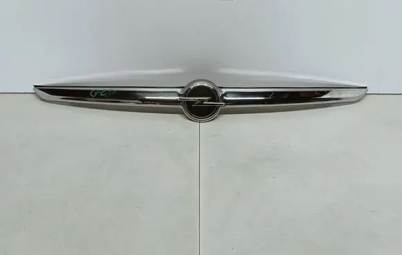 Opel Zafira C Tailgate trim 20907405 AT962 321228108