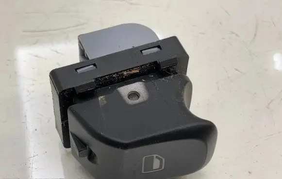 Audi A4 S4 B8 8K Electric window control switch 8K0959855A 133002S