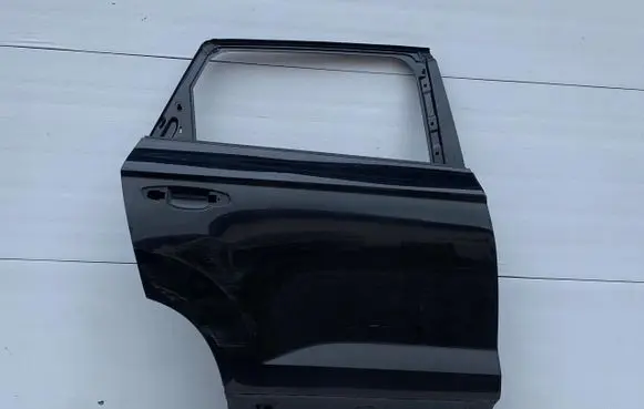 Seat Ateca Rear door 575833312