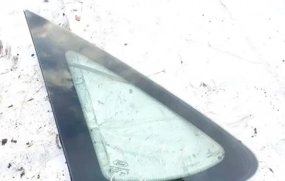 Ford Focus Rear side window
