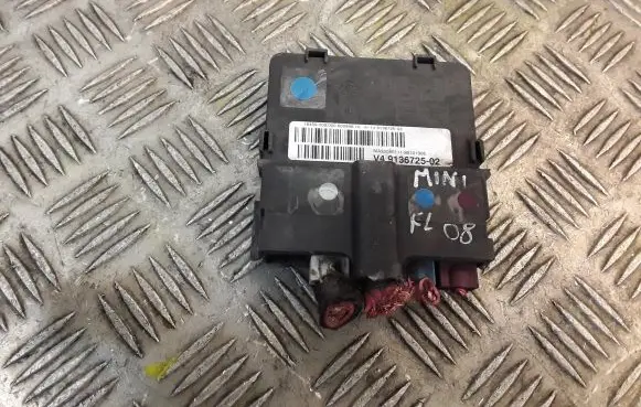 Mini One - Cooper Coupe R56 Fuse box set 9136725