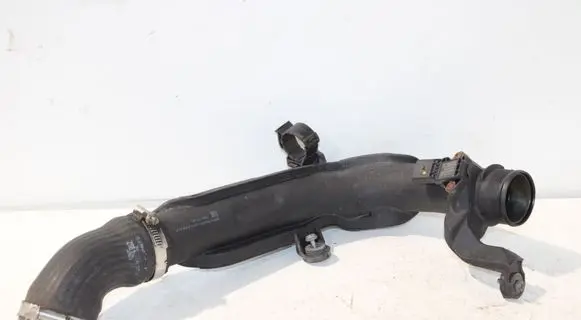 Intercooler hose/pipe