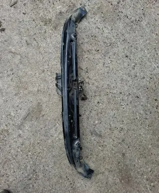 Peugeot 206+ Top upper radiator support slam panel 7031020R 1309