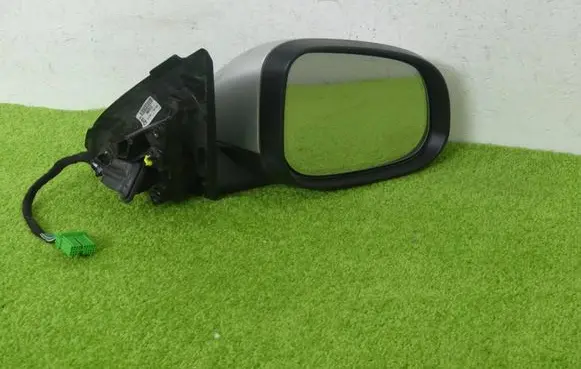 Volvo V60 Front door wing mirror part 31402585