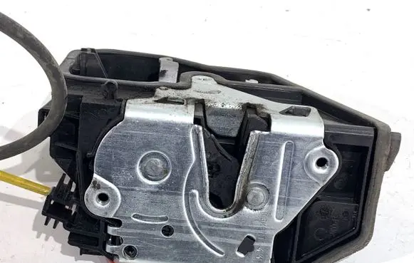 BMW 5 GT F07 Rear door lock 7229460