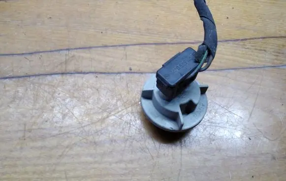 Headlight part