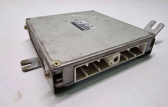 Subaru Legacy Engine control unit/module 22644AA670
