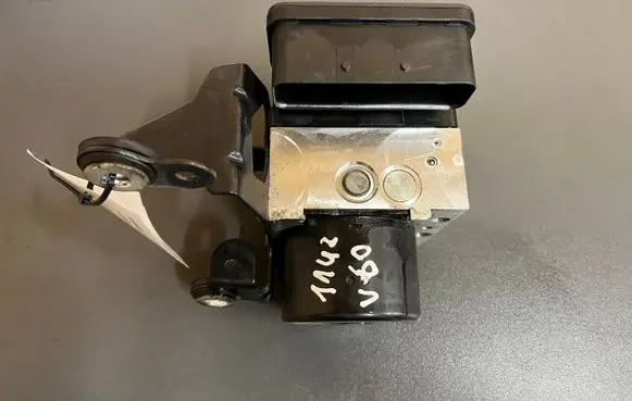 Volvo V60 ABS Pump 31329137 28526258043 P31329137