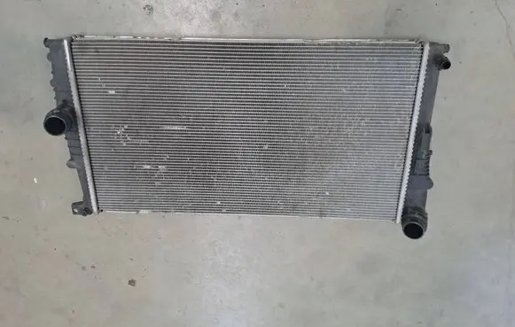 BMW 3 F30 F35 F31 Coolant radiator PA66GF30 M152799