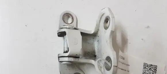 Toyota Prius (XW30) Rear door upper hinge