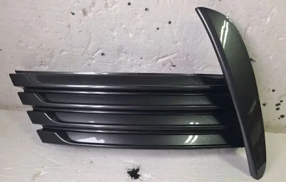 Toyota Corolla E160 E170 Front bumper lower grill 81482-02610