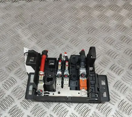 Mercedes-Benz GLE W167 Fuse module A1675400843
