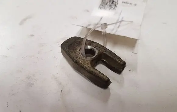 Renault Megane III Fuel Injector clamp holder