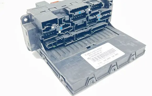 Mercedes-Benz C W203 Fuse box set 2035452901 5DK00848542