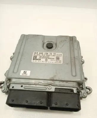 Mercedes-Benz Vito Viano W639 Engine control unit/module A6461507272 0281015062