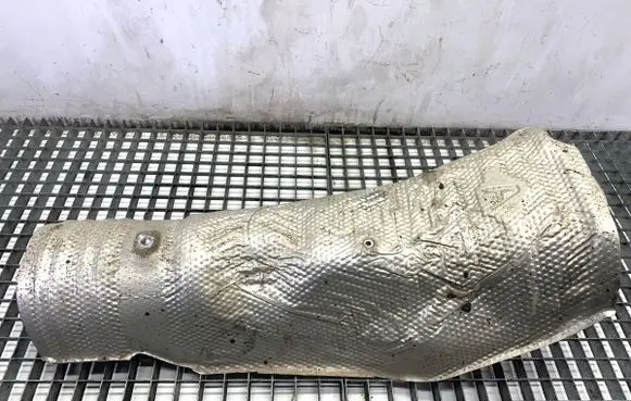 Lexus CT 200H Exhaust heat shield 