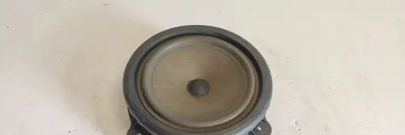 Audi A3 S3 A3 Sportback 8P Front door speaker 8P0035411