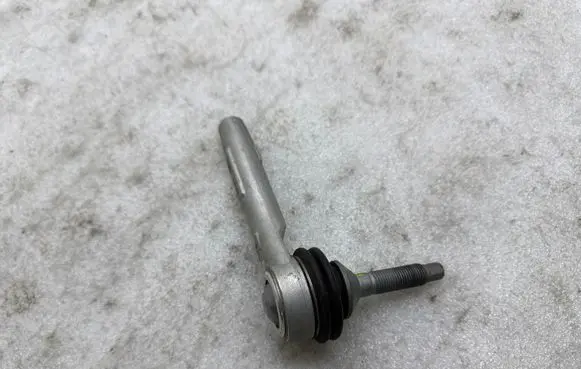 Tesla Model Y Steering tie rod end 240928A6
