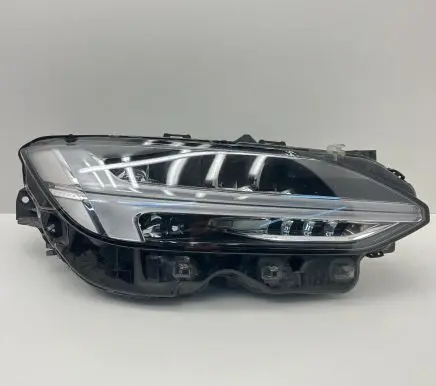 Volvo S90, V90 Headlight/headlamp 32338925