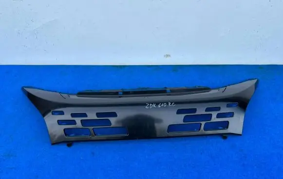 Fiat Ducato Front bumper upper radiator grill 1321342070