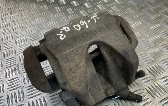 Volvo XC60 Front brake caliper
