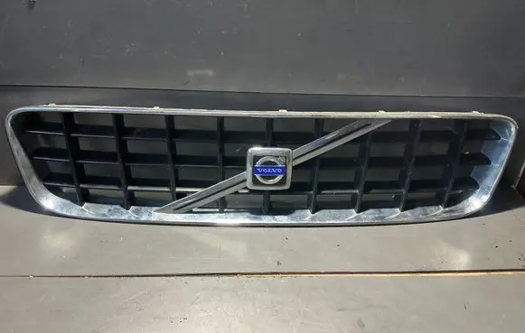 Volvo XC90 Front grill 8620641