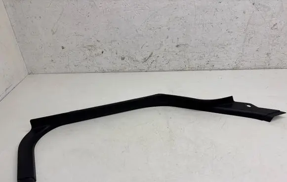 Volvo S70 V70 V70 XC Rear sill trim cover 6818571