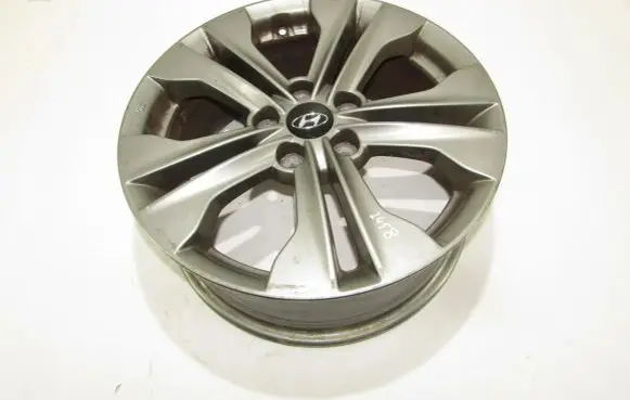 Hyundai Santa Fe R17 alloy rim 529104Z175