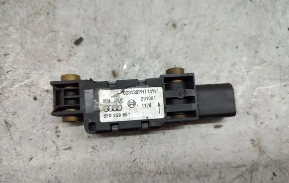 Audi A4 S4 B6 8E 8H Airbag deployment crash/impact sensor 8E0959651