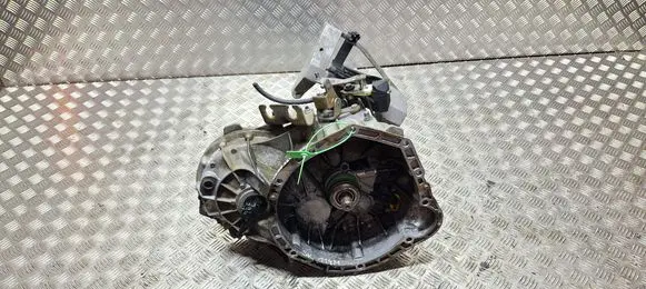 Mercedes-Benz Vito Viano W638 Manual 5 speed gearbox S25147005 A6382601100