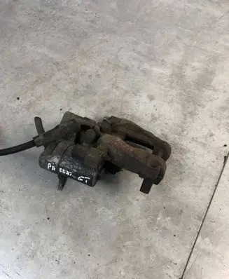 Volkswagen PASSAT B8 Rear brake caliper VCR273 3Q0615406M