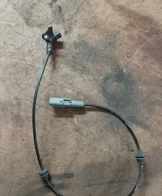 Peugeot 3008 I ABS brake wheel speed sensor 9665386780