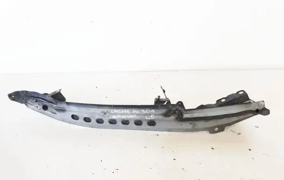 Porsche Cayenne (9PA) Fender mounting bracket