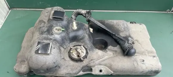 Renault Master II Fuel tank 7701057884
