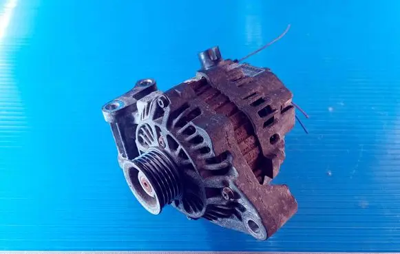 Ford Fiesta Generator/alternator 2S6T10300DD Q80RA 2307E