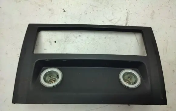 BMW 5 GT F07 Cigarette lighter rear 9178351