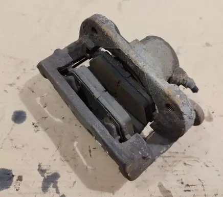 BMW 1 E81 E87 Front brake caliper