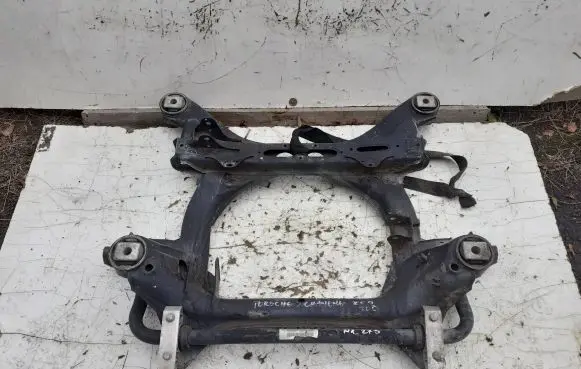 Porsche Cayenne (9PA) Front subframe 7L0407747
