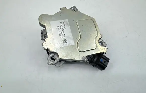 Toyota Yaris XP210 Camshaft vanos timing valve 2351000862