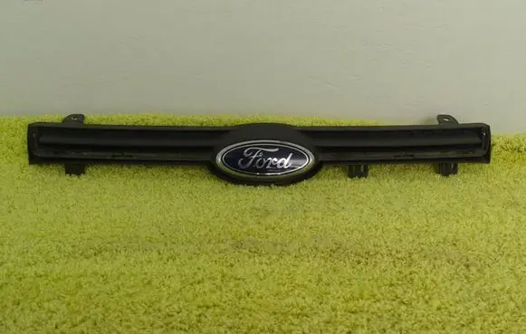 Ford Ecosport Front bumper upper radiator grill cn15-17f003-adw
