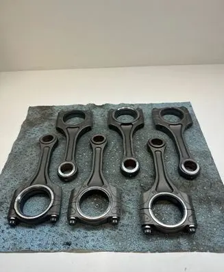 Alfa Romeo Giulia Connecting rod/conrod 297700