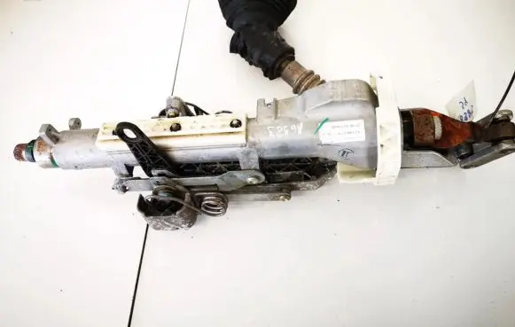Mercedes-Benz E W210 Steering wheel axle a2104606116
