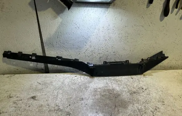 Jeep Grand Wagoneer Other interior part P68423823AF A268100314