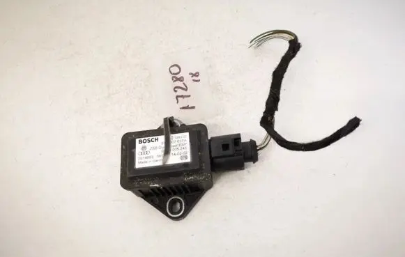 Audi A4 S4 B6 8E 8H ESP acceleration yaw rate sensor 8e0907637a 0265005245