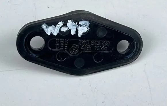 Volkswagen Caddy Front door check strap stopper 2K0843841